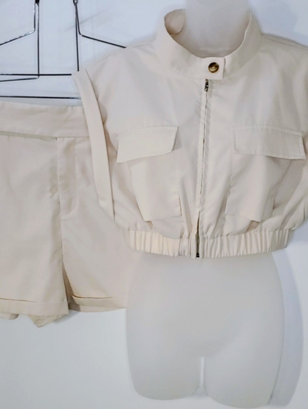 Cream Shorts And Crop Jacket Set